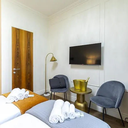 Catone 21 Rome